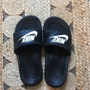 Nike slides
